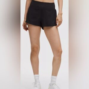 Lululemon Speed Up High-Rise Short 3.5"
Black 6
